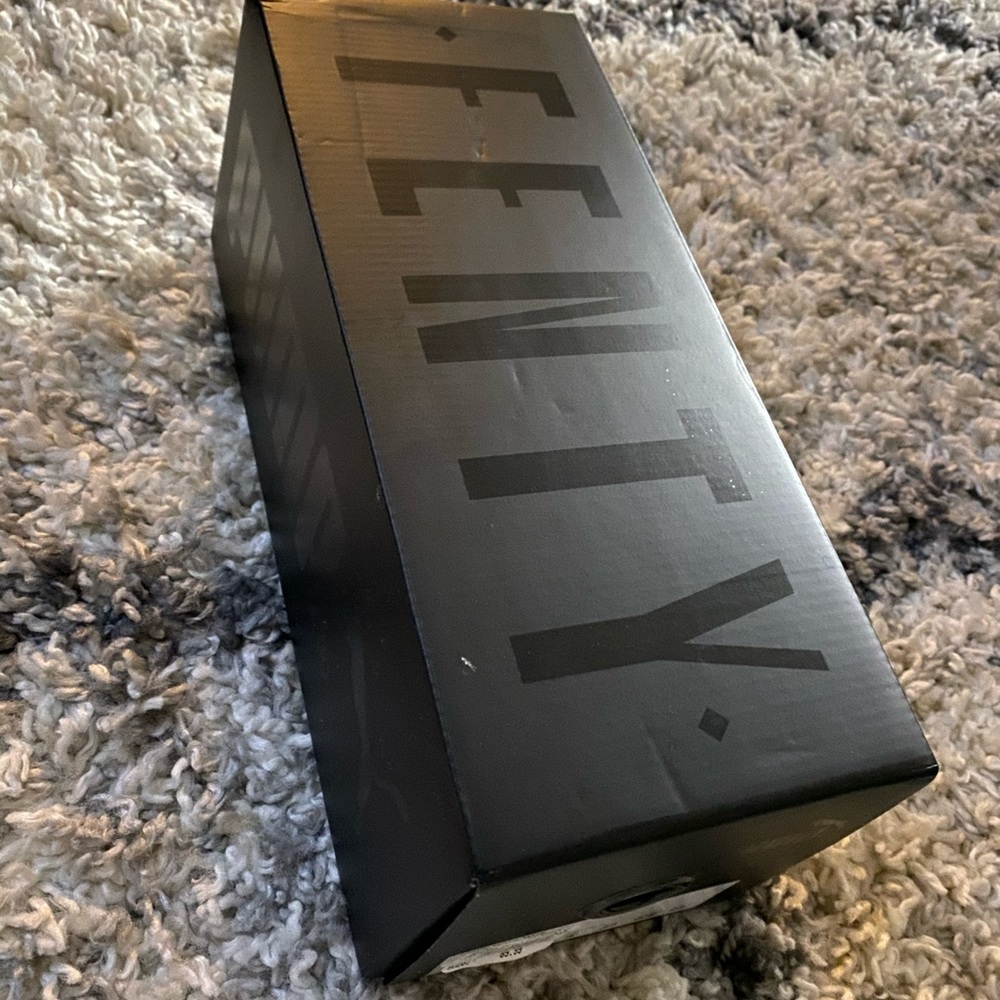 Fenty clear jelly slides